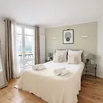 Magnifique Appartement De 2 Pieces A Montparnasse