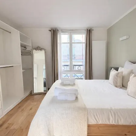 Magnifique De 2 Pièces à Montparnasse *